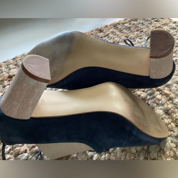 Talbots genuine leather suede peep toe block heel, 7 1/2M - Picture 7 of 7